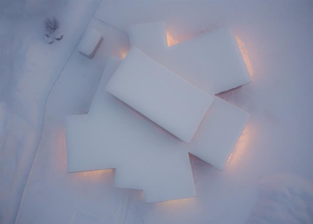 白雪裡的層疊餅乾屋！以向日葵為靈感的北海道木造幼兒園Yawara8