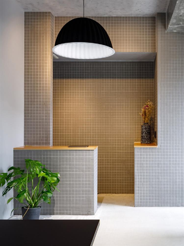 東京新宿LIGHTHOUSE