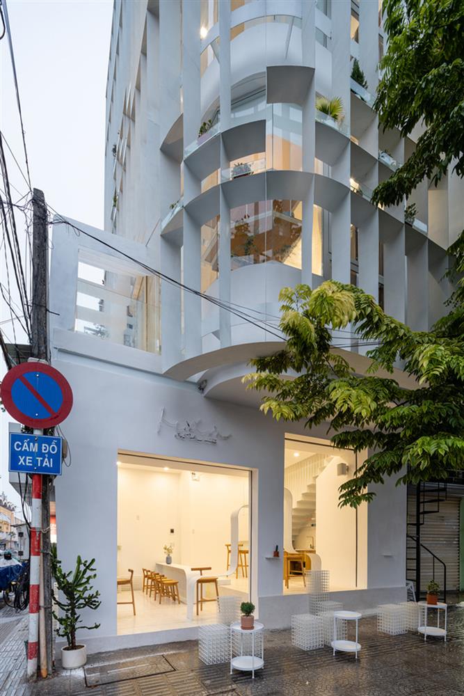 越南三代同堂住宅與咖啡廳Tiam