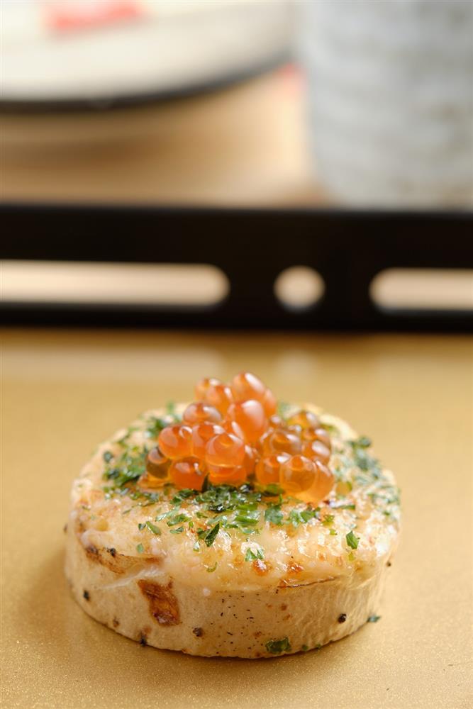 台北大直無菜單日本料理「米匠」！端上宛如藝術品的美味創意壽司