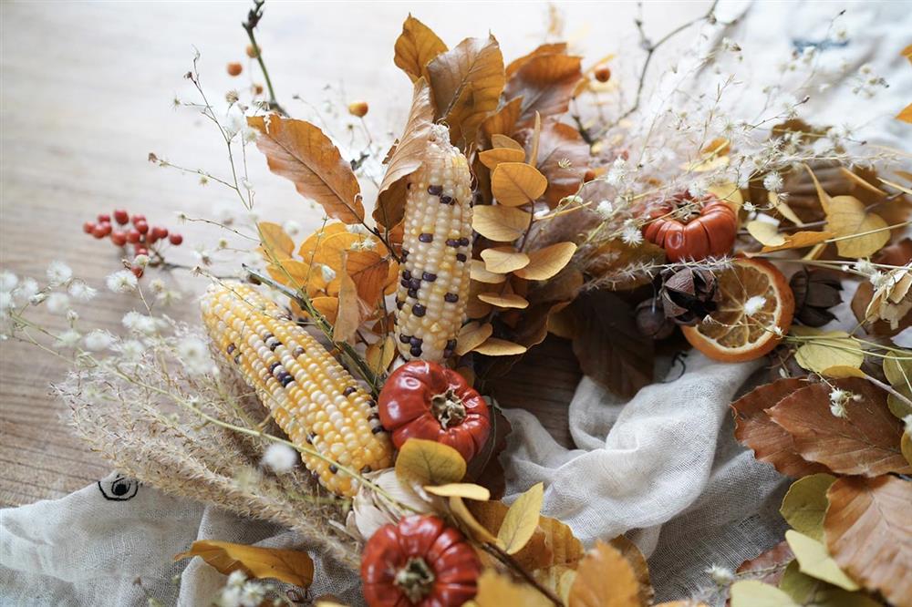 12.暖色系聖誕花圈