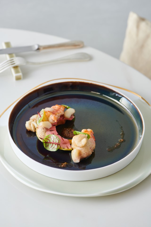 小龍蝦_鱈魚白子_120°麻油_菱角_南瓜_貢布胡椒 (Custom)_小樂沐法式餐酒館回歸台中！亞洲最佳女主廚陳嵐舒全新打造