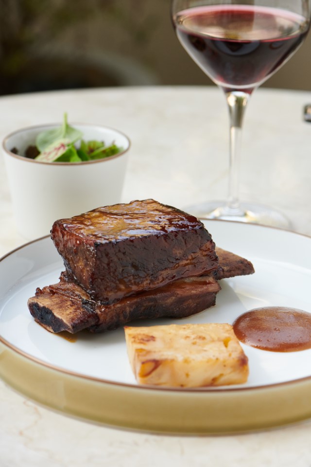 川滷牛小排_芹菜頭_花生醬汁 2 (Custom)_小樂沐法式餐酒館回歸台中！亞洲最佳女主廚陳嵐舒全新打造