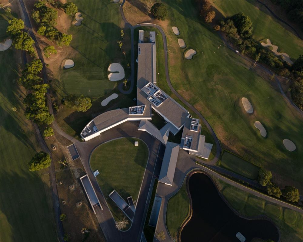 Álvaro Siza操刀「嘉卿會所」啟用