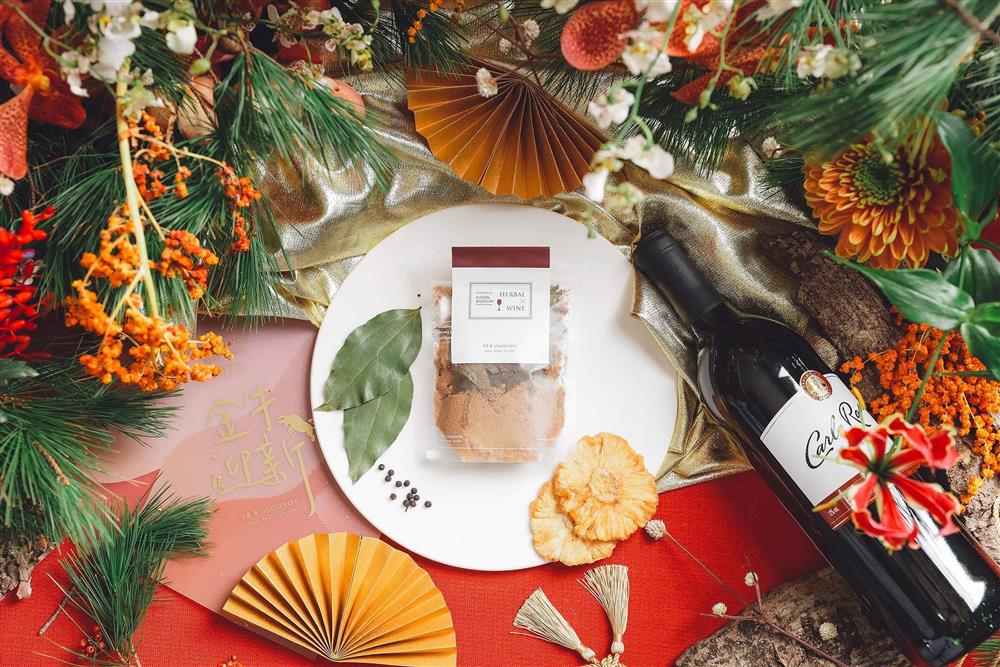 7.小草作金牛迎新春節禮盒_原生風味紅酒包