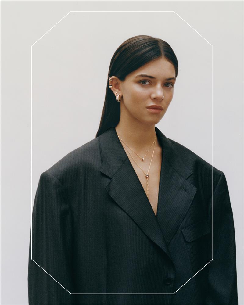 Boucheron - model images - Quatre Classique (2)