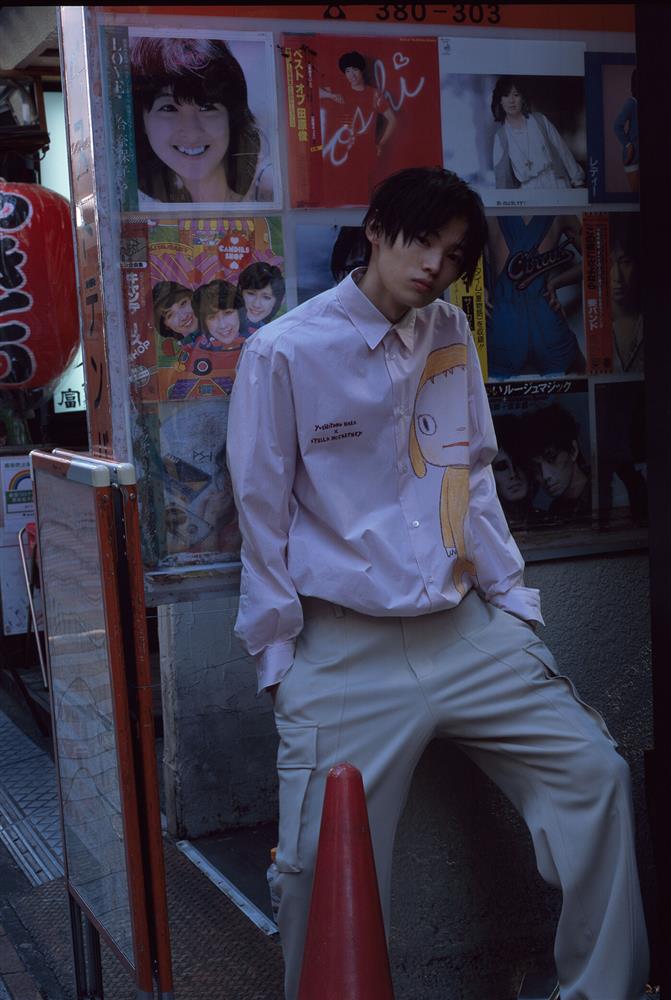 奈良美智與Stella McCartney聯名