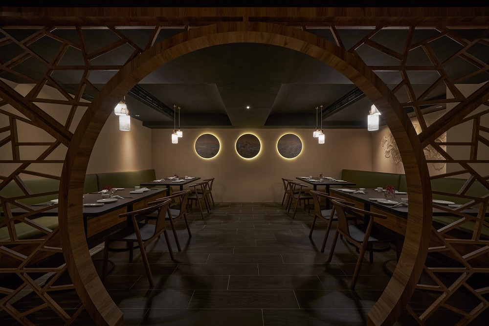 吉品初筵25. 木製冰裂紋隔屏