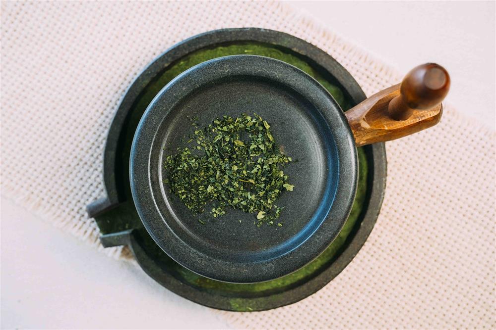 「京都石臼慢磨抹茶」－璞韻日本煎茶堅持只用日式傳統茶道中最高象徵的「石臼抹茶」