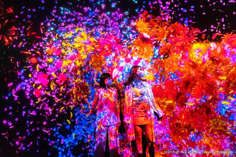 teamLab 2021台北開展與花共生的動物們Ⅱ_6