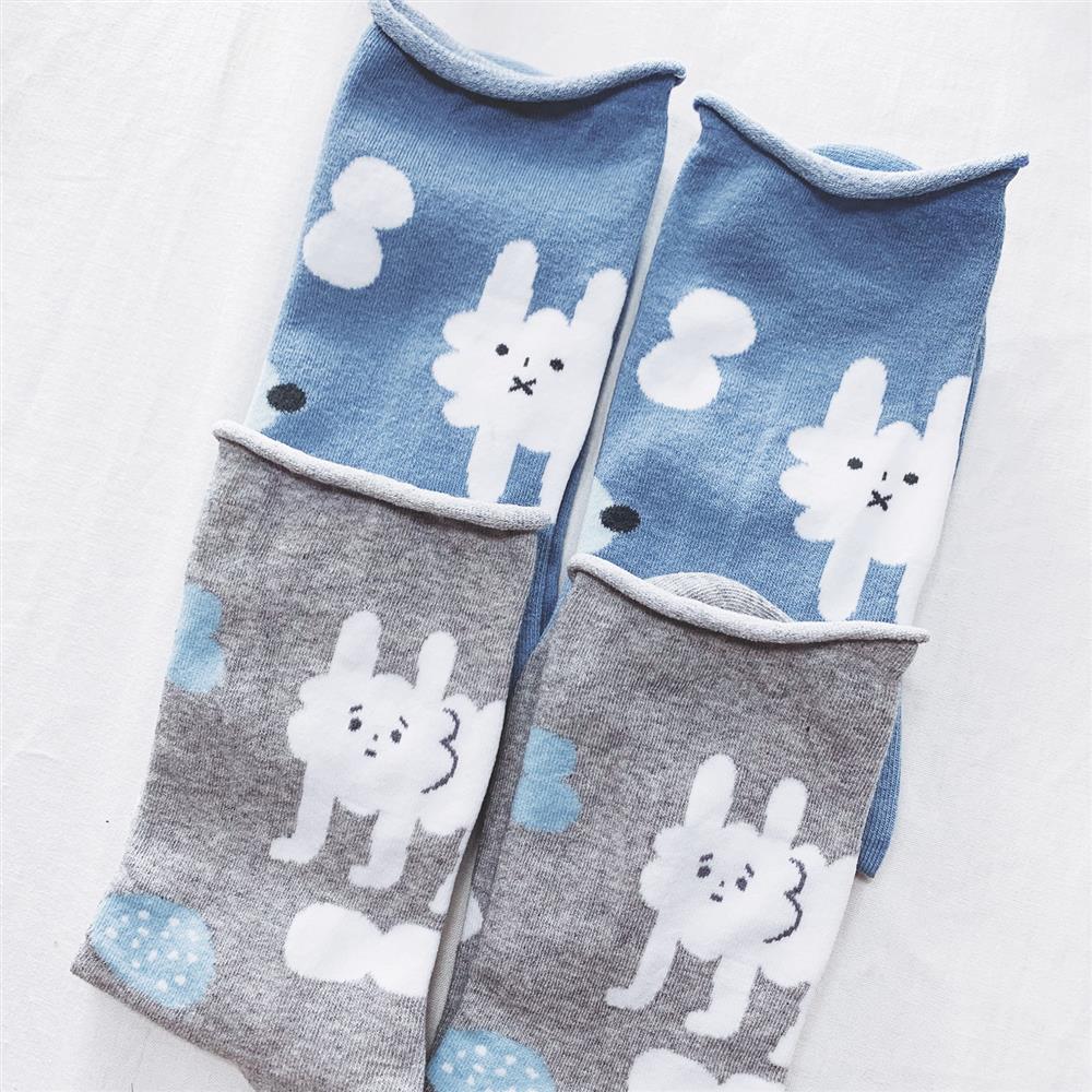 右手超人 狗狗雲組襪 NT$ 400_1