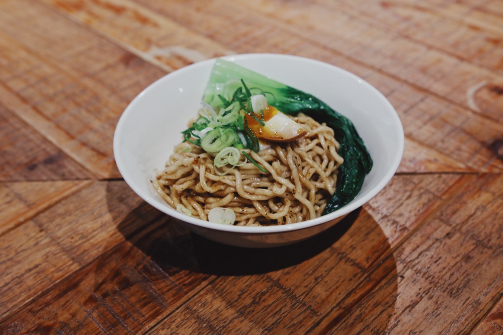 台虎麻辣乾拌麵(1)