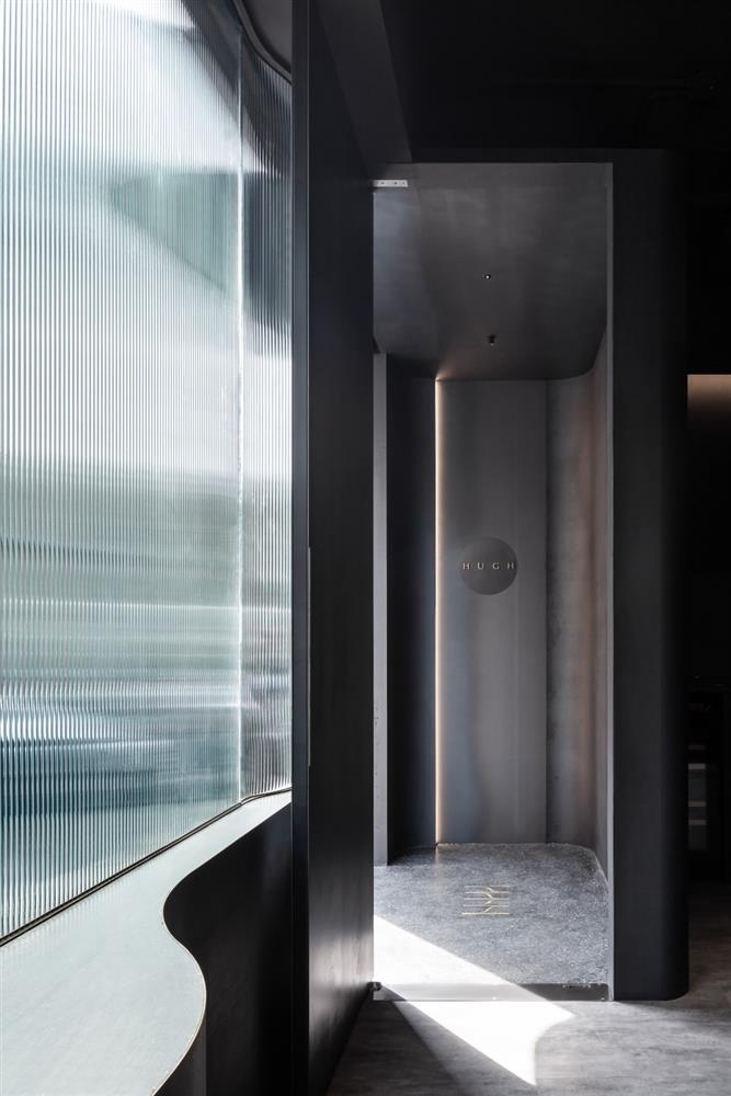 HUGH dessert dining 09