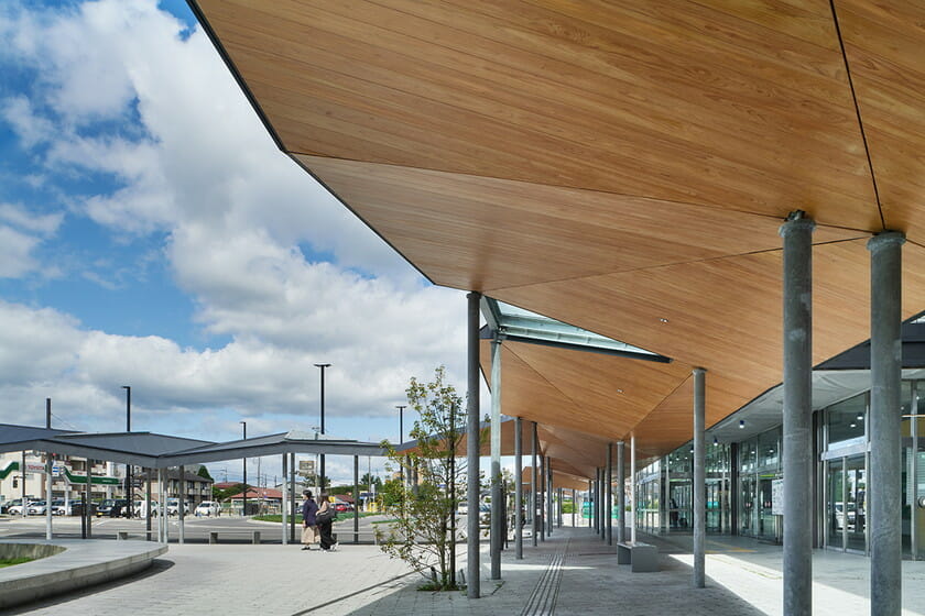 那須鹽原市立圖書館Miruru的溫潤木質空間8