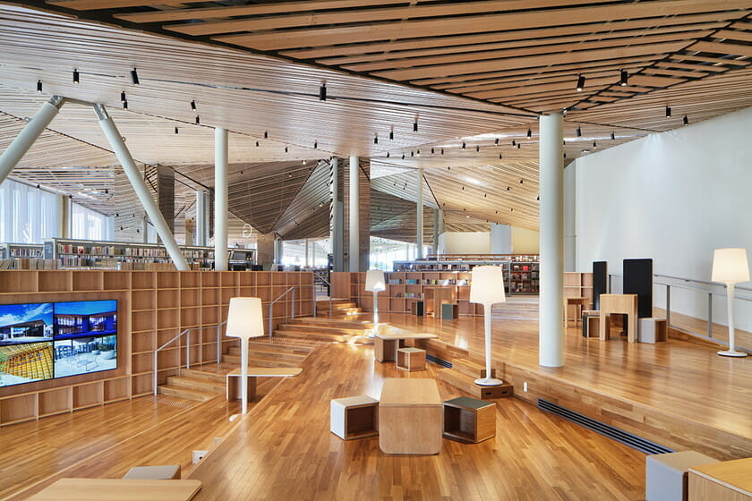 那須鹽原市立圖書館Miruru的溫潤木質空間14
