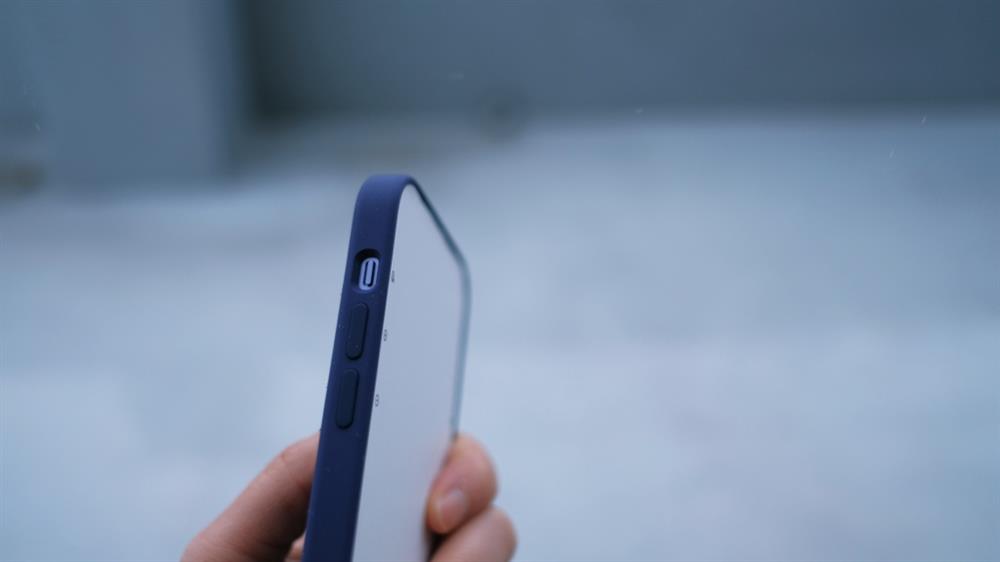 2021春季紫色iPhone 12和Apple Watch錶帶11