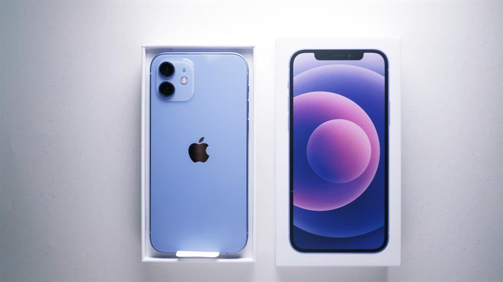 2021春季紫色iPhone 12和Apple Watch錶帶6