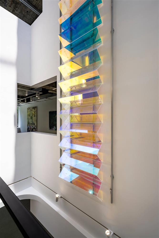 不甘墨守風格成規，走入LIGHTWELL新舊態勢的美好迷失