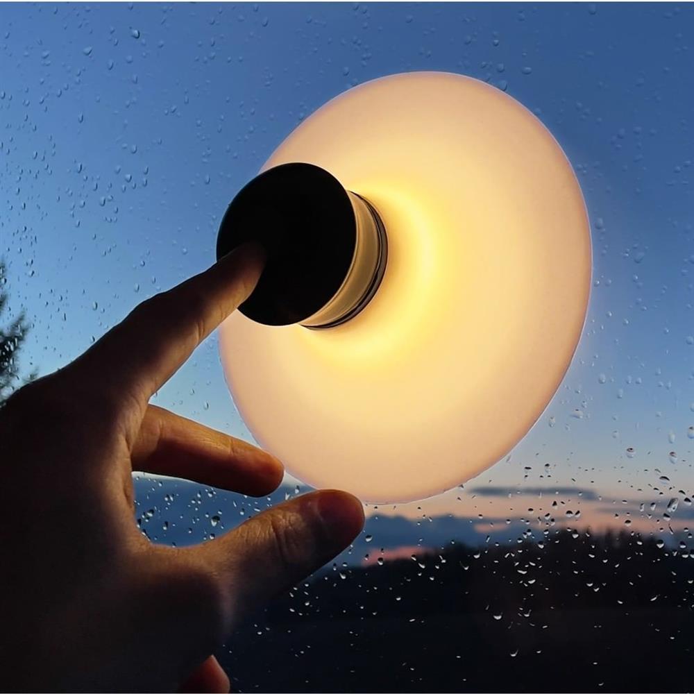 吸盤式燈具「Neozoon」02