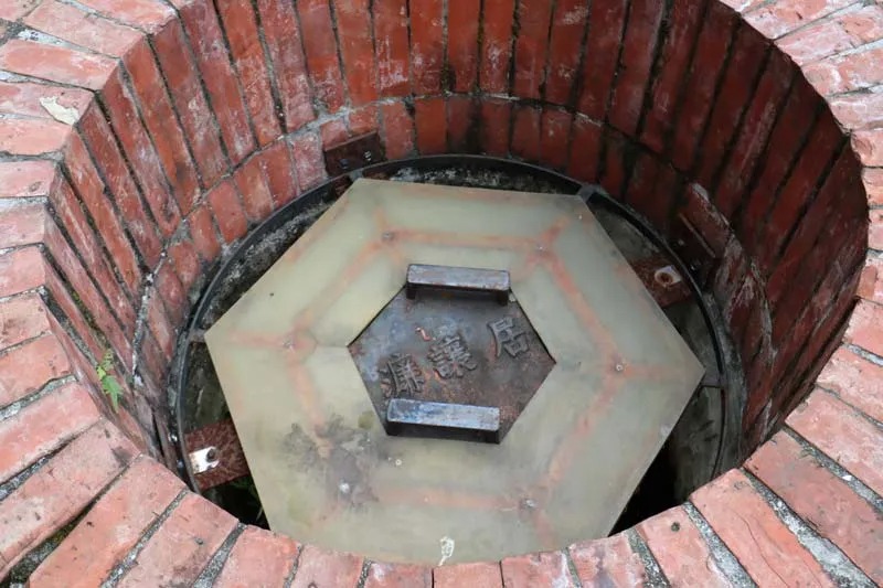 台北龍安國小裡的民宅古蹟！唯一保存於校園內黃宅濂讓居傳奇