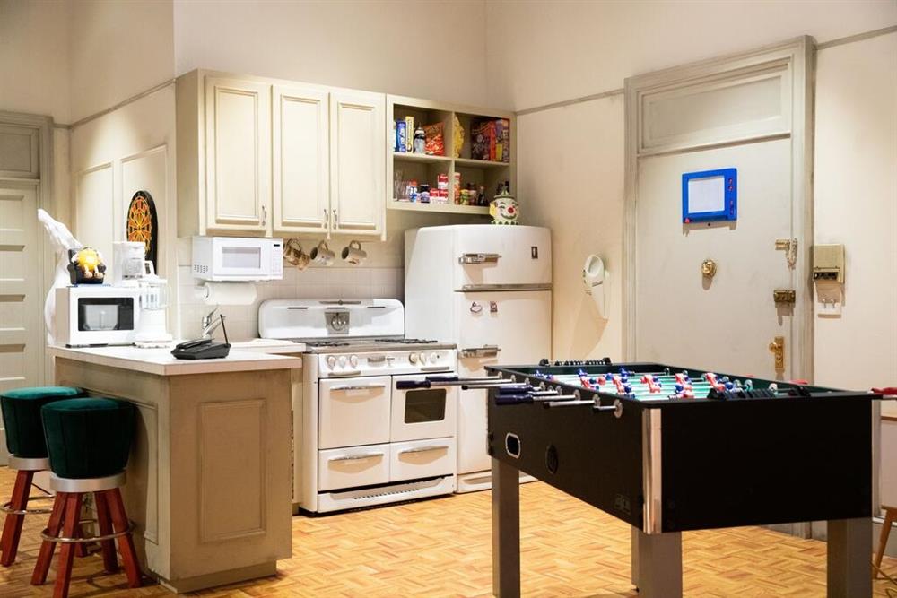 《六人行》體驗主題展_06