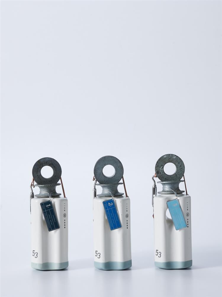 台電退役材料變身美感獎盃