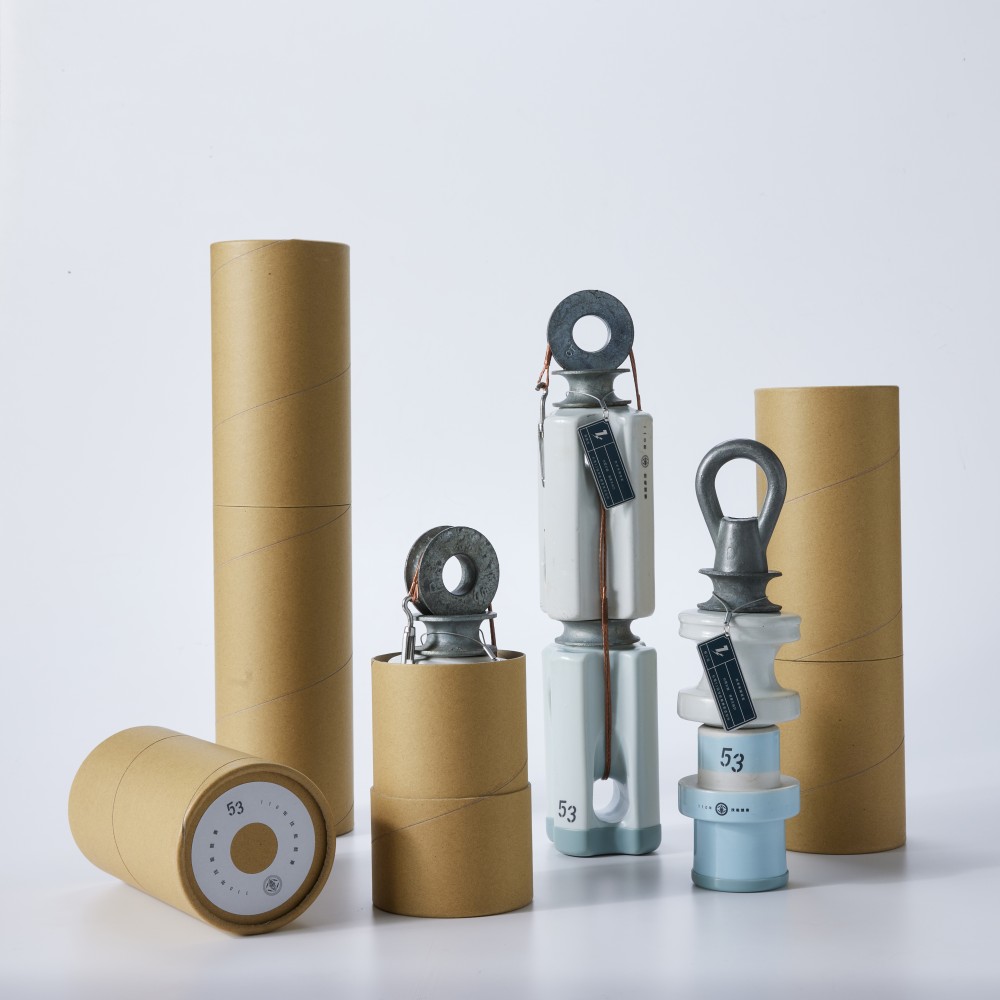 台電退役材料變身美感獎盃