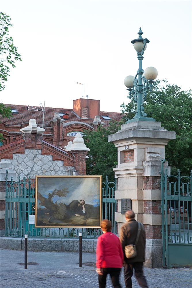 西班牙馬德里普拉多美術館將名作複製畫搬到戶外08