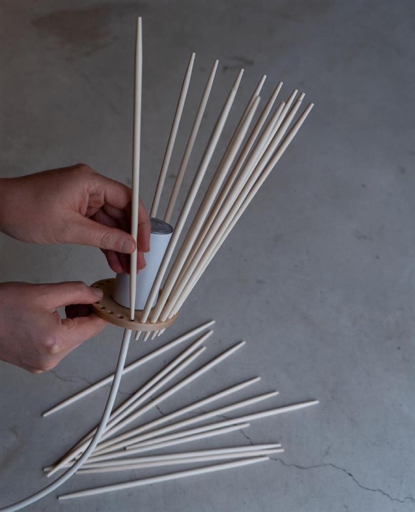 免洗筷變身簡約摩登燈罩07