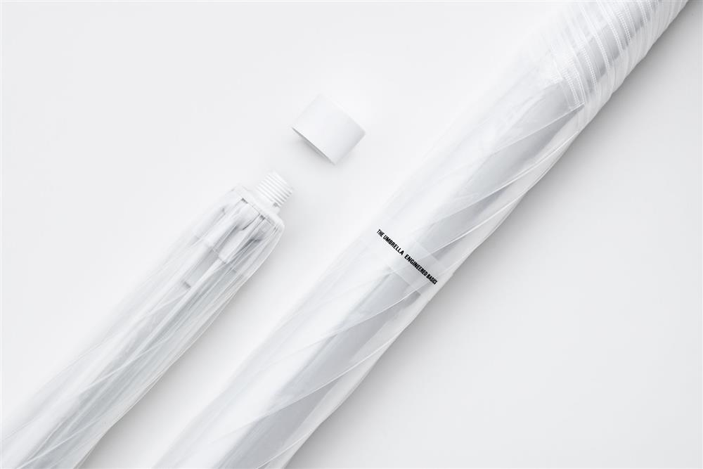 柴田文江操刀「THE UMBRELLA」雨傘04