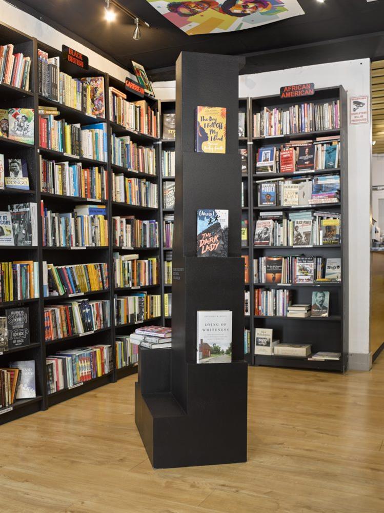 2021倫敦蛇形藝廊幾何建築亮相_04