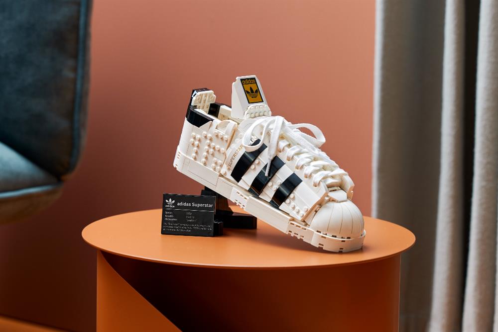 LEGO X ADIDAS SUPERSTAR1 LEGO X ADIDAS SUPERSTAR1