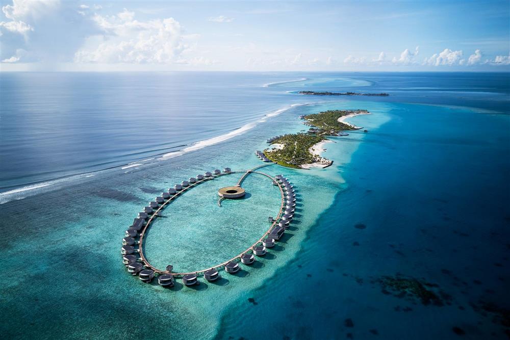 THE RITZ-CARLTON MALDIVES1 THE RITZ-CARLTON MALDIVES1