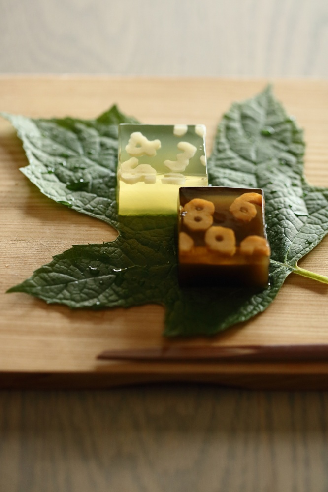 SOU‧SOU攜手伊藤軒打造透明和菓子「わらび羹」1IMG_03