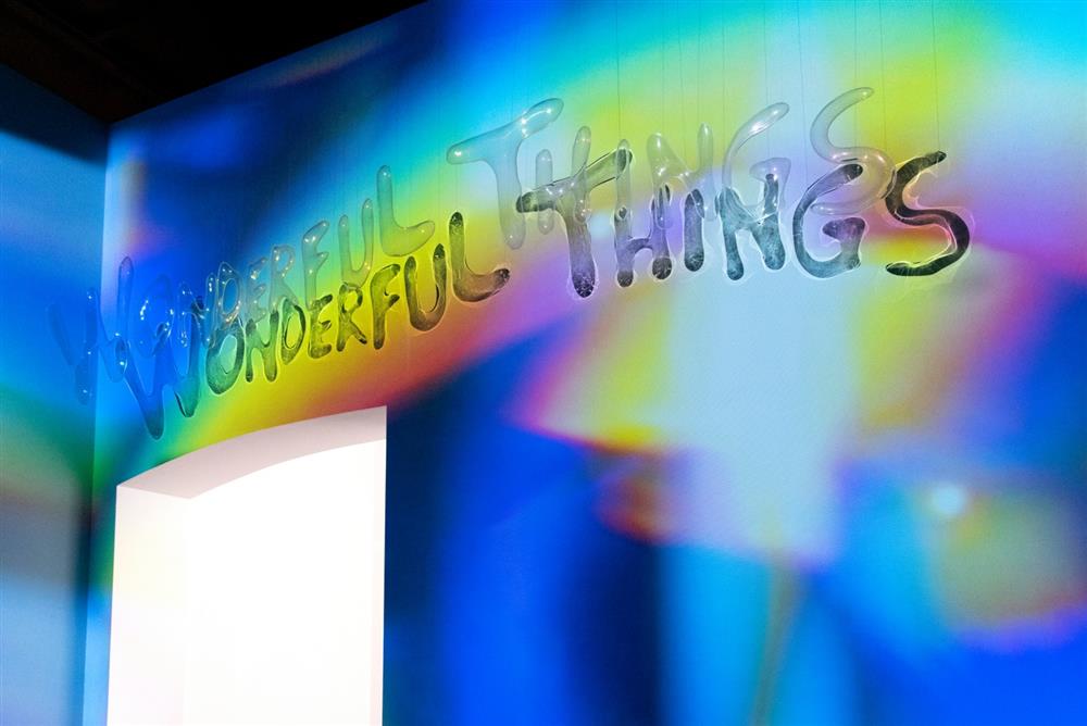 1Tim Walker特展-入口-彩虹 (2) 1Tim Walker特展-入口-彩虹 (2)