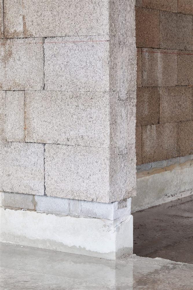 巴黎以大麻為原料建造的Pierre Chevet體育館！永續建材「麻凝土」首次融入法國公共設施