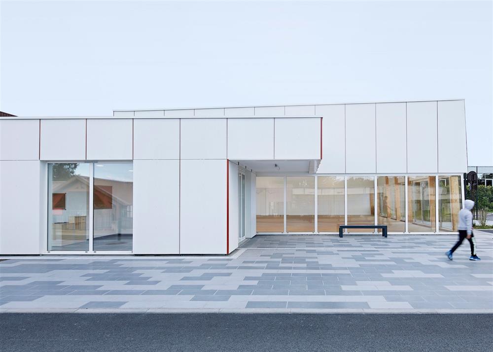 巴黎以大麻為原料建造的Pierre Chevet體育館！永續建材「麻凝土」首次融入法國公共設施