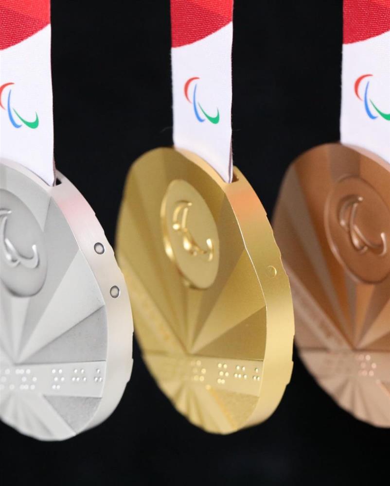 2020東京帕運獎牌設計2