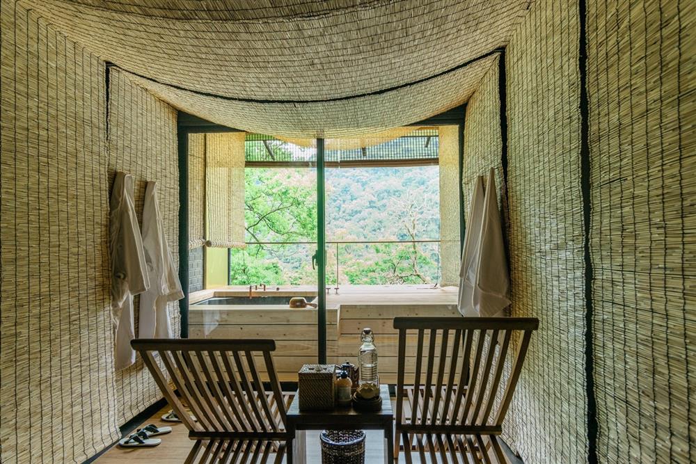 新北烏來泡湯新選擇「馥森阪治Trio」！揉合泰雅族文化、永續概念的秘境之湯