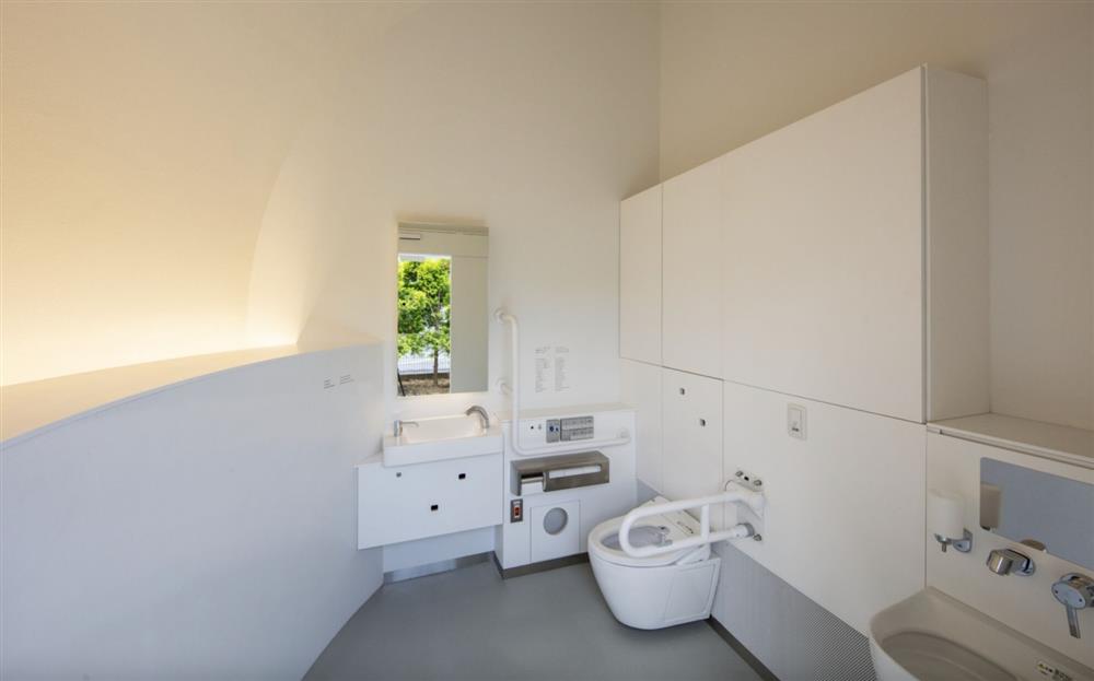 東京「Hi Toilet」聲控廁所1 東京「Hi Toilet」聲控廁所1