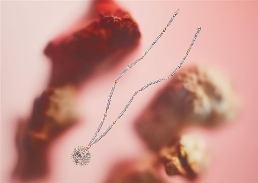 De Beers「Reflections of Nature高級珠寶展」 De Beers「Reflections of Nature高級珠寶展」