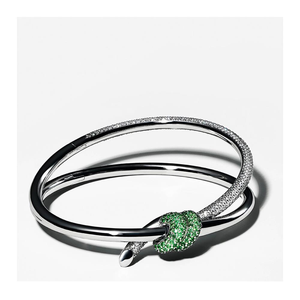 Tiffany攜手藝術家Daniel Arsham推限量雕塑!經典夢幻藍盒披上頹廢感新裝 Tiffany攜手藝術家Daniel Arsham推限量雕塑!經典夢幻藍盒披上頹廢感新裝