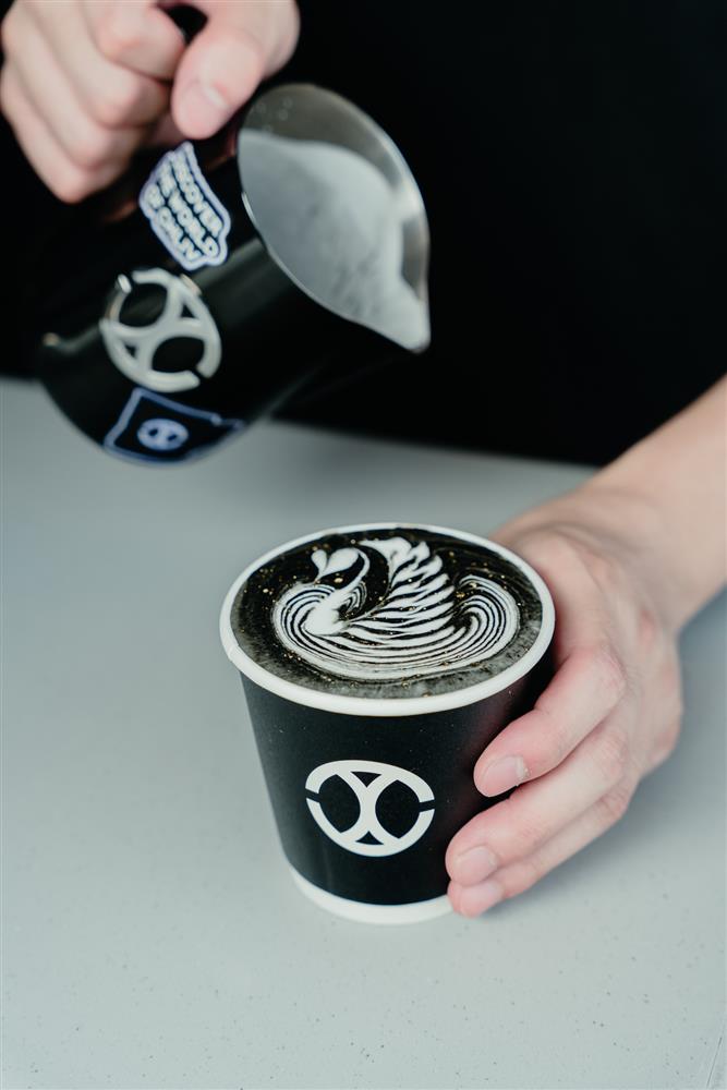 CHLIV華山快閃店