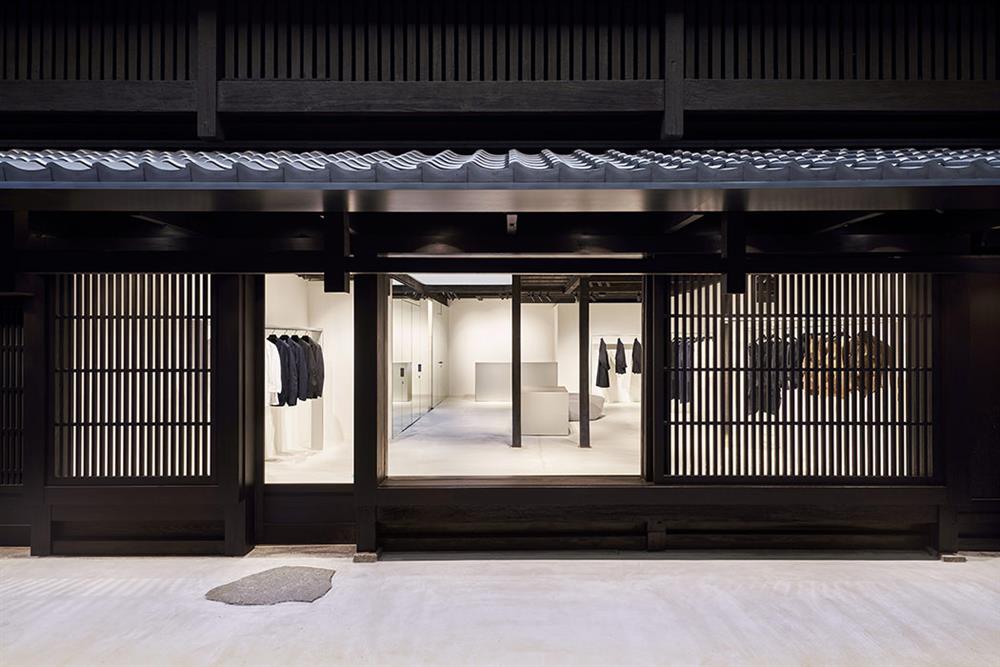 吉岡德仁操刀A-POC ABLE ISSEY MIYAKE京都店空間 吉岡德仁操刀A-POC ABLE ISSEY MIYAKE京都店空間