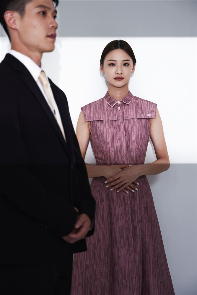 APUJAN詹朴操刀2021國慶迎賓人員服裝