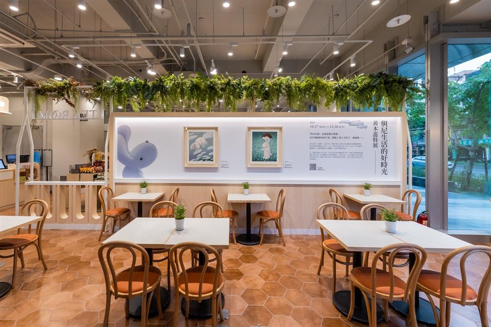 202114.「誠品生活時光」結合藝文特展的「TEA ROOM」全天候提供多元餐點 202114.「誠品生活時光」結合藝文特展的「TEA ROOM」全天候提供多元餐點