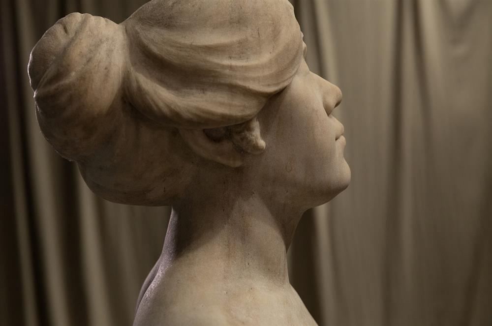 08.  黃土水，《甘露水》局部，1921，大理石，80x40x175cm，文化部典藏©黃邦銓、林君昵，提供｜北師美術館