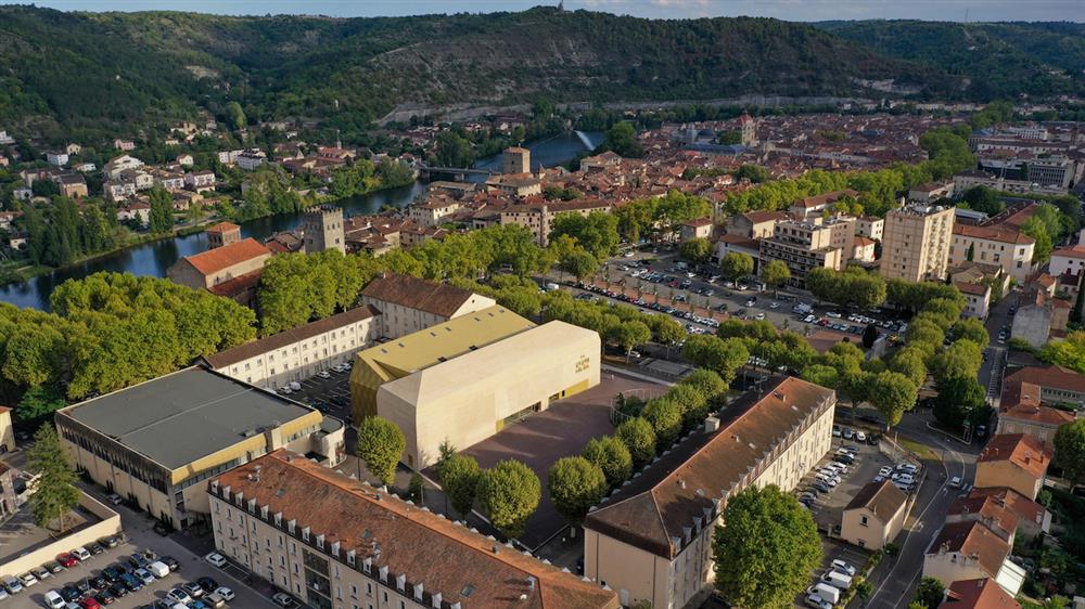 CCA_29_drone_Bessieres_Pierre_Lasvenes CCA_29_drone_Bessieres_Pierre_Lasvenes