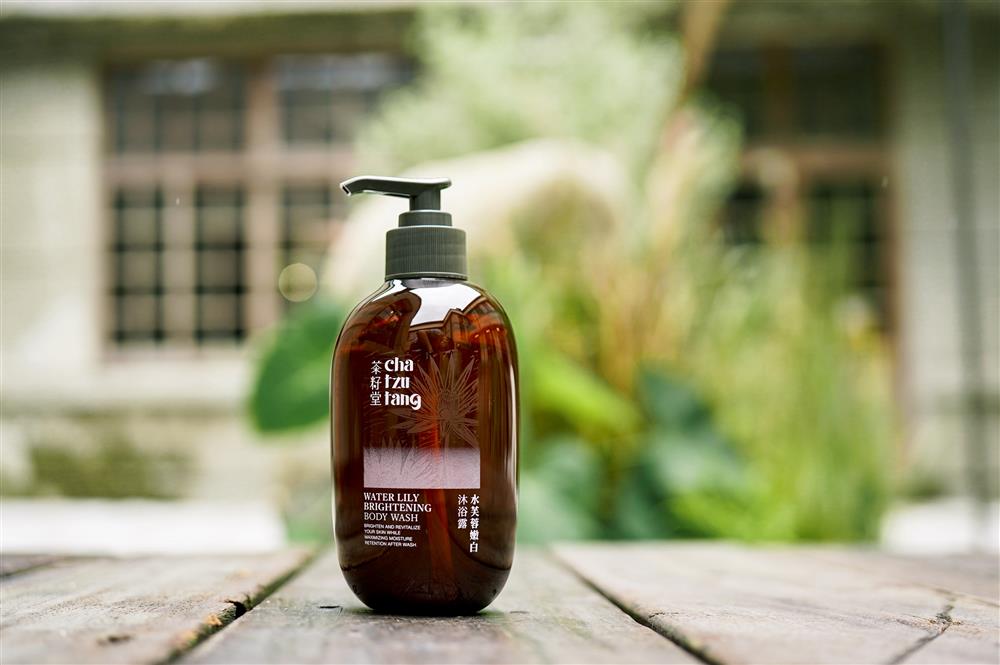 圖04：水芙蓉嫩白沐浴露