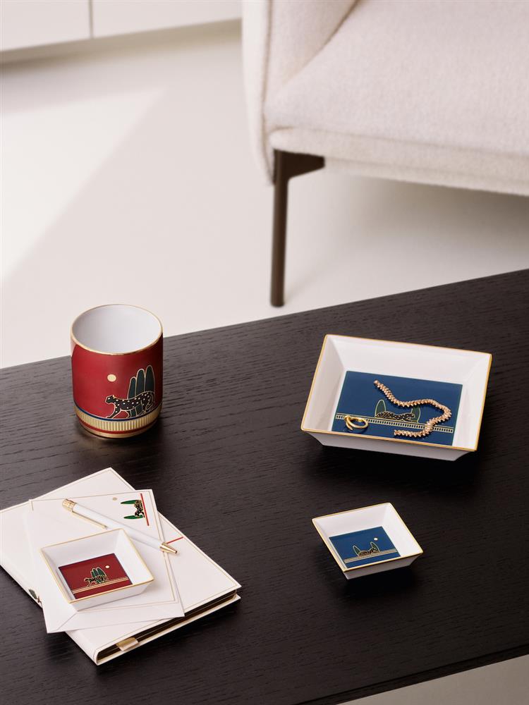 Panthère de Cartier美洲豹擺件系列-情境照